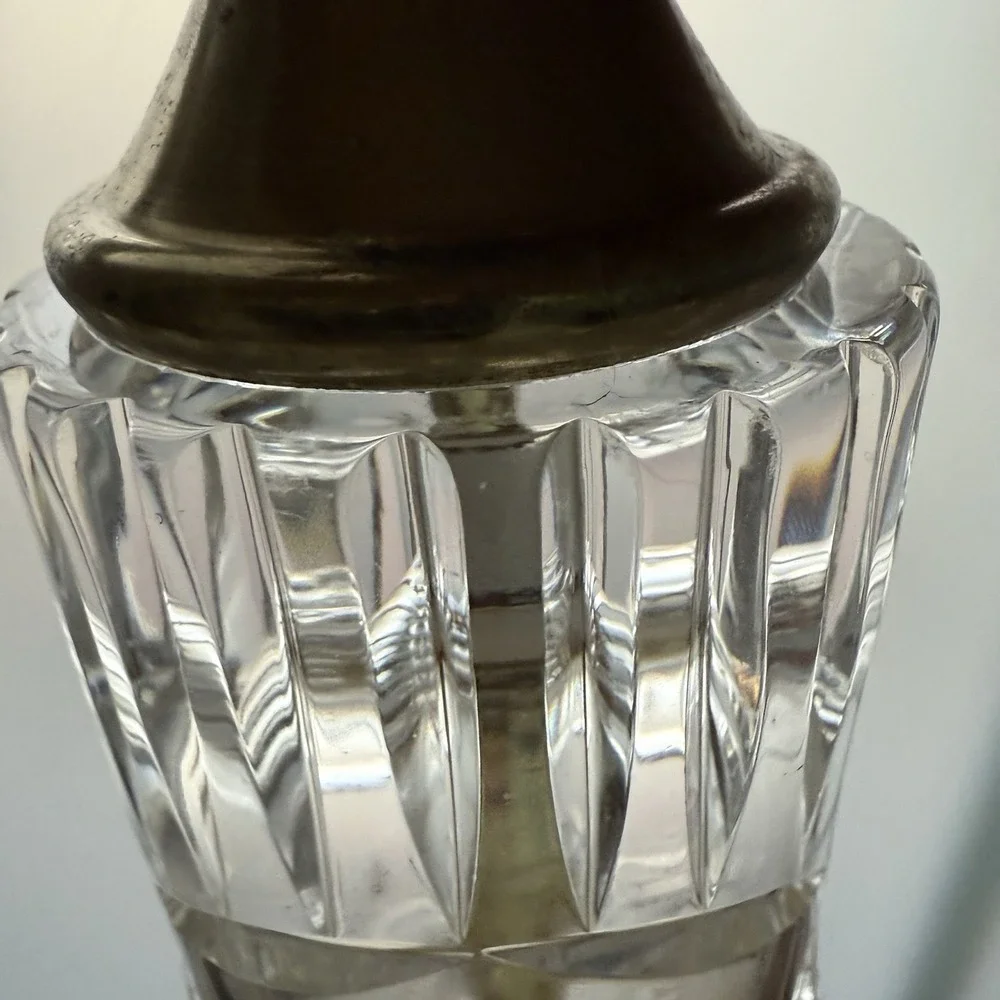 Vintage Cut Crystal Accent Lamp with Brass Base – Hobstar‎ & Fern Spray Design –